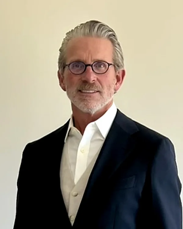 Robert Dennis, fractional CFO in Southern California